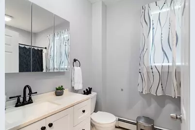33 Warren St, Peabody, MA 01960 - Photo 14