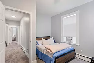 33 Warren St, Peabody, MA 01960 - Photo 12