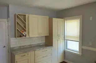 42 Rosedale St, Boston, MA 02124 - Photo 2