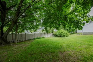 8 Carlson Cir, Boston, MA 02132 - Photo 18