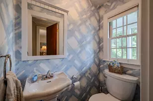 8 Carlson Cir, Boston, MA 02132 - Photo 10