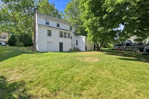 8 Carlson Cir, Boston, MA 02132 - Photo 12