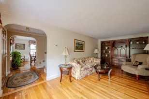 8 Carlson Cir, Boston, MA 02132 - Photo 4