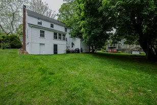 8 Carlson Cir, Boston, MA 02132 - Photo 18