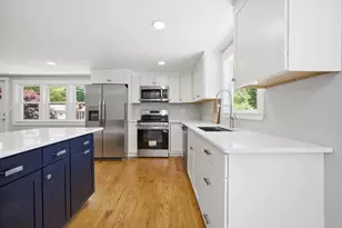 63 Pine Tree Ln, Pembroke, MA 02359 - Photo 2