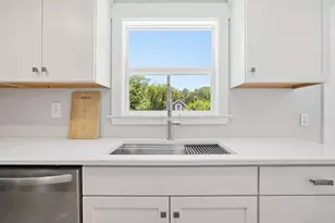63 Pine Tree Ln, Pembroke, MA 02359 - Photo 10