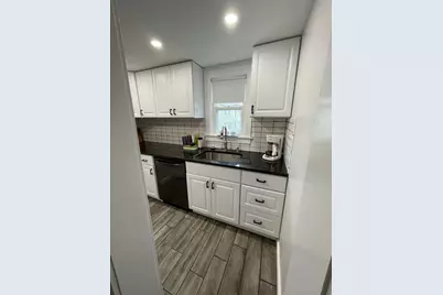 9 Thayer Street, Worcester, MA 01603 - Photo 4