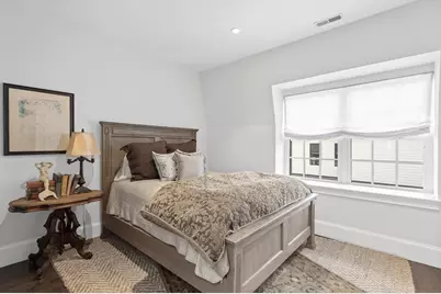 795 E 4th St, Boston, MA 02127 - Photo 22