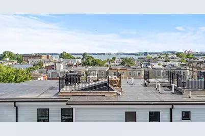 795 E 4th St, Boston, MA 02127 - Photo 36