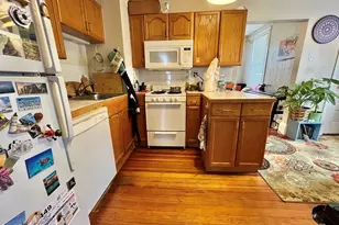 230 Hurley St, Cambridge, MA 02141 - Photo 6