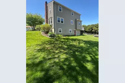 17 Bandy Ln, Milford, MA 01757 - Photo 4