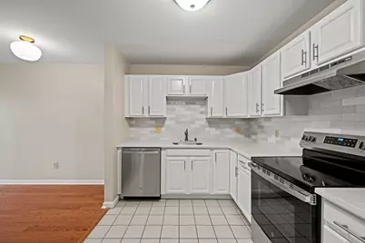 20 Heaths Ct #201, Lynn, MA 01905 - Photo 8