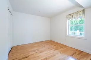 23 Greenleaves Dr, Amherst, MA 01002 - Photo 6