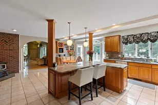 211 Saddle Hill Rd, Hopkinton, MA 01748 - Photo 18