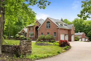 211 Saddle Hill Rd, Hopkinton, MA 01748 - Photo 2
