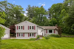 7 Banbury Dr, Westford, MA 01886 - Photo 1