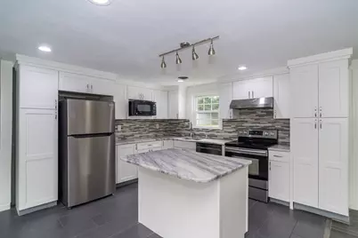 22 Wethersfield Rd, Natick, MA 01760 - Photo 2