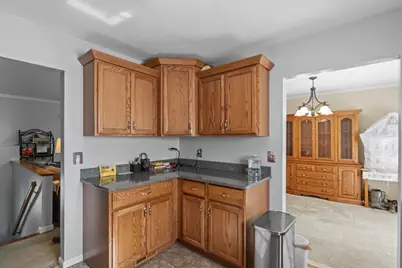 133 S Main St, Berkley, MA 02779 - Photo 18