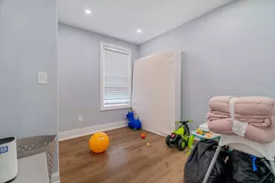 46 Saxton St, Boston, MA 02125 - Photo 14