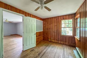 32 Margerie St, Westfield, MA 01085 - Photo 16