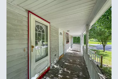 32 Margerie St, Westfield, MA 01085 - Photo 8