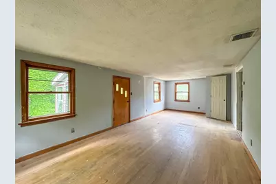 32 Margerie St, Westfield, MA 01085 - Photo 34