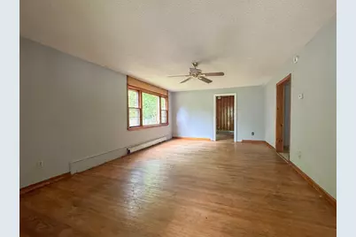 32 Margerie St, Westfield, MA 01085 - Photo 12