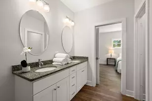 36 Elm St, Salisbury, MA 01952 - Photo 24