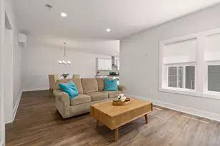 36 Elm St, Salisbury, MA 01952 - Photo 18