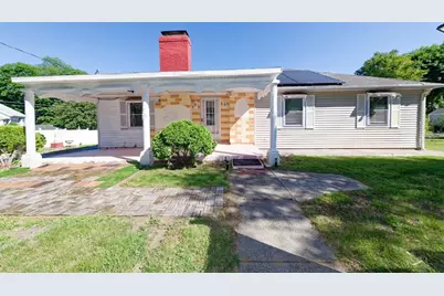 1 Rockland Road Ct, Auburn, MA 01501 - Photo 2