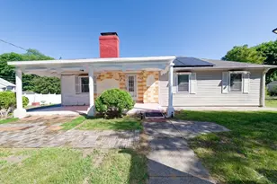 1 Rockland Rd Ct, Auburn, MA 01501 - Photo 2