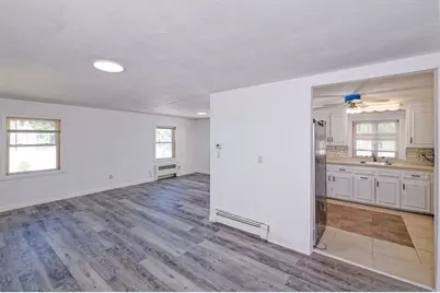 1 Rockland Road Ct, Auburn, MA 01501 - Photo 8