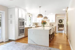 10 Winston Rd, Holliston, MA 01746 - Photo 12