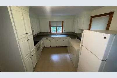 59 Upton Street, Northbridge, MA 01534 - Photo 4