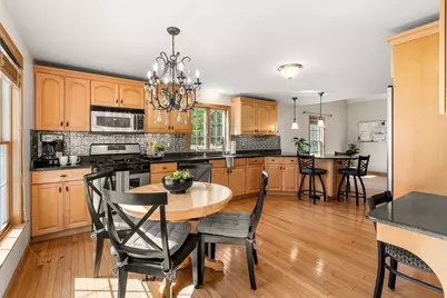 95 Maryland Ave, Lowell, MA 01851 - Photo 6