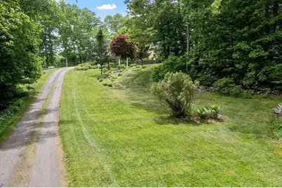 209 Harwood Ave, Littleton, MA 01460 - Photo 4