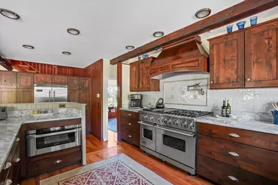 26 Neal Gate St, Scituate, MA 02066 - Photo 10