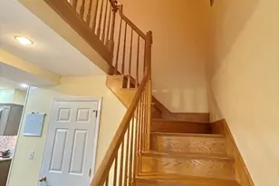 128 Warren St, Lowell, MA 01852 - Photo 8
