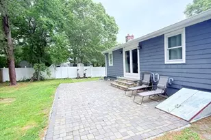 109 Blueberry Ln, Barnstable, MA 02648 - Photo 14