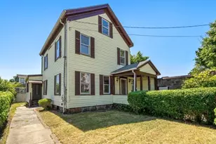 4 Magnolia Pl, Boston, MA 02125 - Photo 1