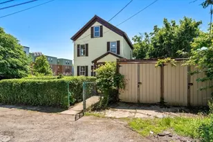 4 Magnolia Pl, Boston, MA 02125 - Photo 38