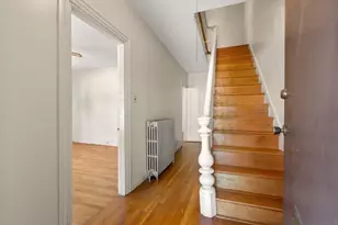 4 Magnolia Pl, Boston, MA 02125 - Photo 8