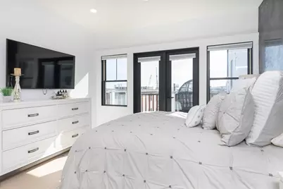 331 Chelsea St #4, Boston, MA 02128 - Photo 8