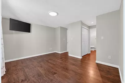 1 Melville Ct #B, Bourne, MA 02559 - Photo 10