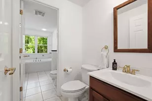 28 Hulst Rd, Amherst, MA 01002 - Photo 26