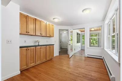28 Hulst Rd, Amherst, MA 01002 - Photo 16