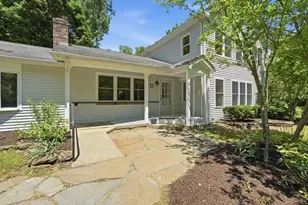 28 Hulst Rd, Amherst, MA 01002 - Photo 4