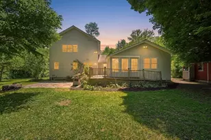 28 Hulst Rd, Amherst, MA 01002 - Photo 2
