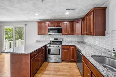 1 Olson St #17, Wilmington, MA 01887 - Photo 4