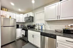 249 Everett St, Boston, MA 02128 - Photo 2